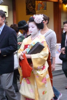 Geisha Rangoon Kyoto, Kyoto Railroad Station, Museum of Kyoto, Ryonji Temple, Kinkaku ...